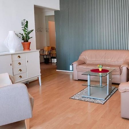 Joensuu City Center, Wifi Internet, Prime Location Heart Of Center, Big 69 Sq Apartment, Free Parking, King Bed, Electric Car Station, Beautiful, Relaxing, Fully Furnished, Big Tv 55', 2 Bedroom And One Big Living Hall Room Exterior foto